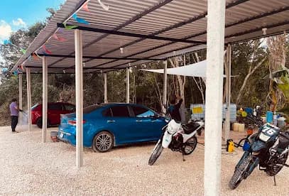 Lavadero de autos “Nohoch”