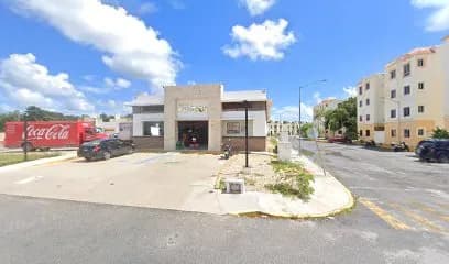 Abarrotes Dunosusa aldea Tulum 7