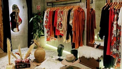 AFRODITA Fashion Clothes - La Veleta