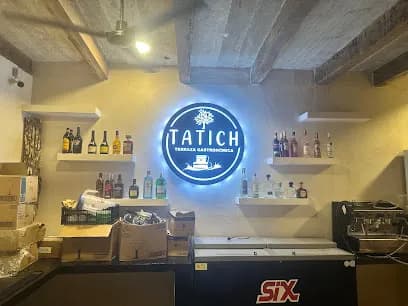Terraza gastronómica TATICH