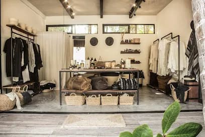 In The Middle Tulum Men's Boutique