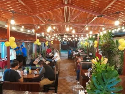 Cafetería, Snack y Jardín Kaanak