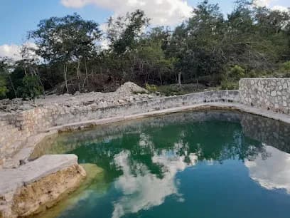 CENOTE TUNICH HÁ