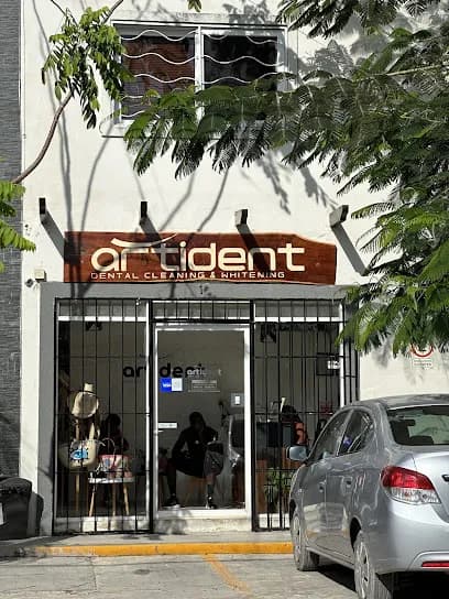 Dentista y dermatología Artident