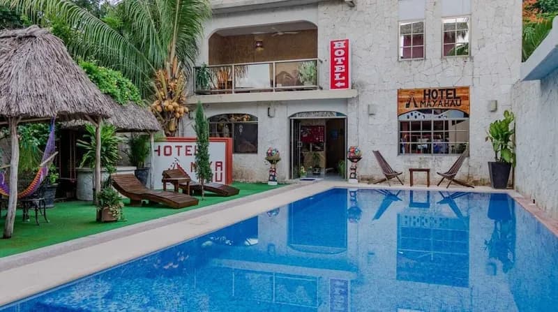Hotel Maya