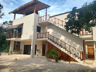 La Casa Maya U Najil Taatich