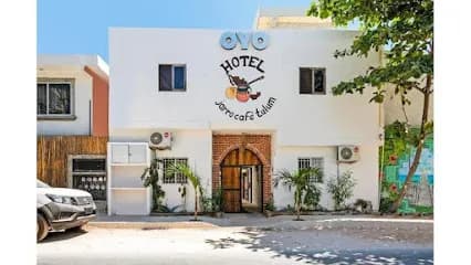OYO Jarro Café Tulum