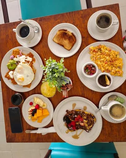 Amore Bakery y Café