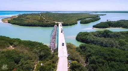 HOTEL Y SERVICIOS TURISTICOS 'Las Boyas'