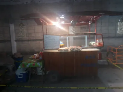 "MIS PEQUES" HAMBURGESAS Y HOT DOGS