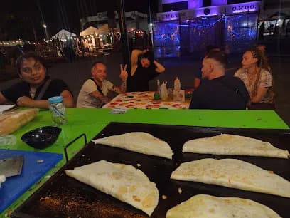 Taquería Loro Pirata