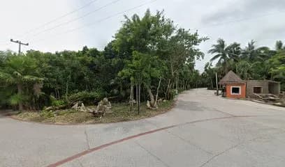 Rotunda Do Cavalhito - Meeting Point Rimain Tours