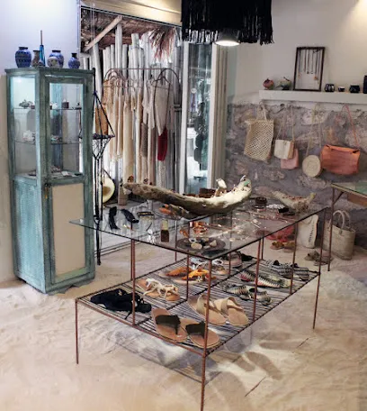 mr. blackbird - boutique Tulum