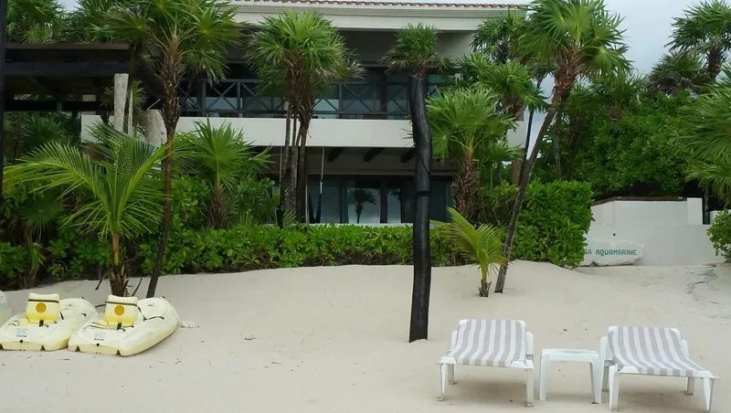 Casa Aquamarine